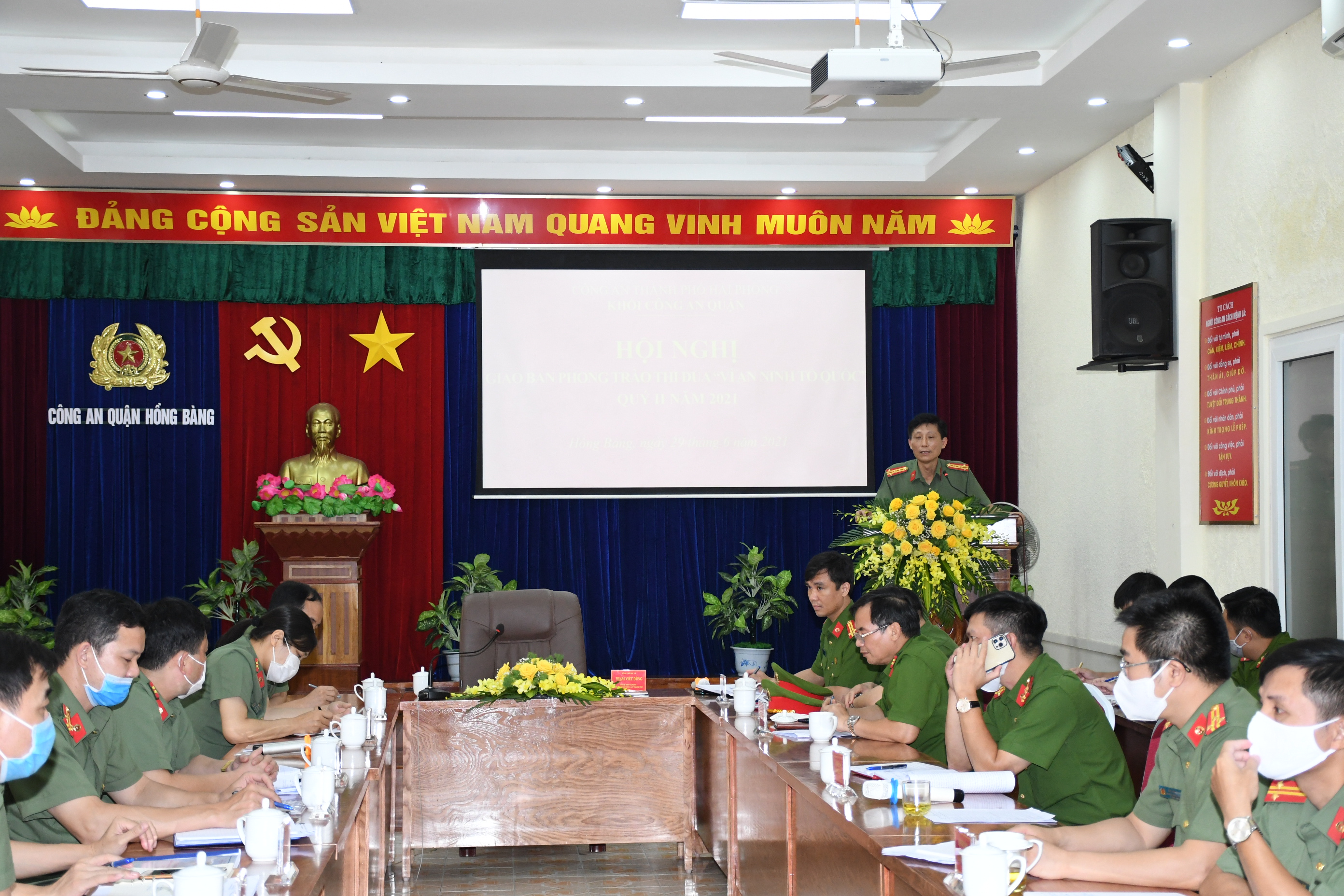 Khối Công an quận: Giao ban phong trào thi đua “Vì  an ninh Tổ quốc” quý 2 năm 2021